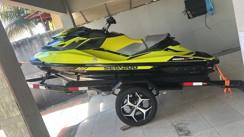 Jet SKY Sea doo RXP 300
