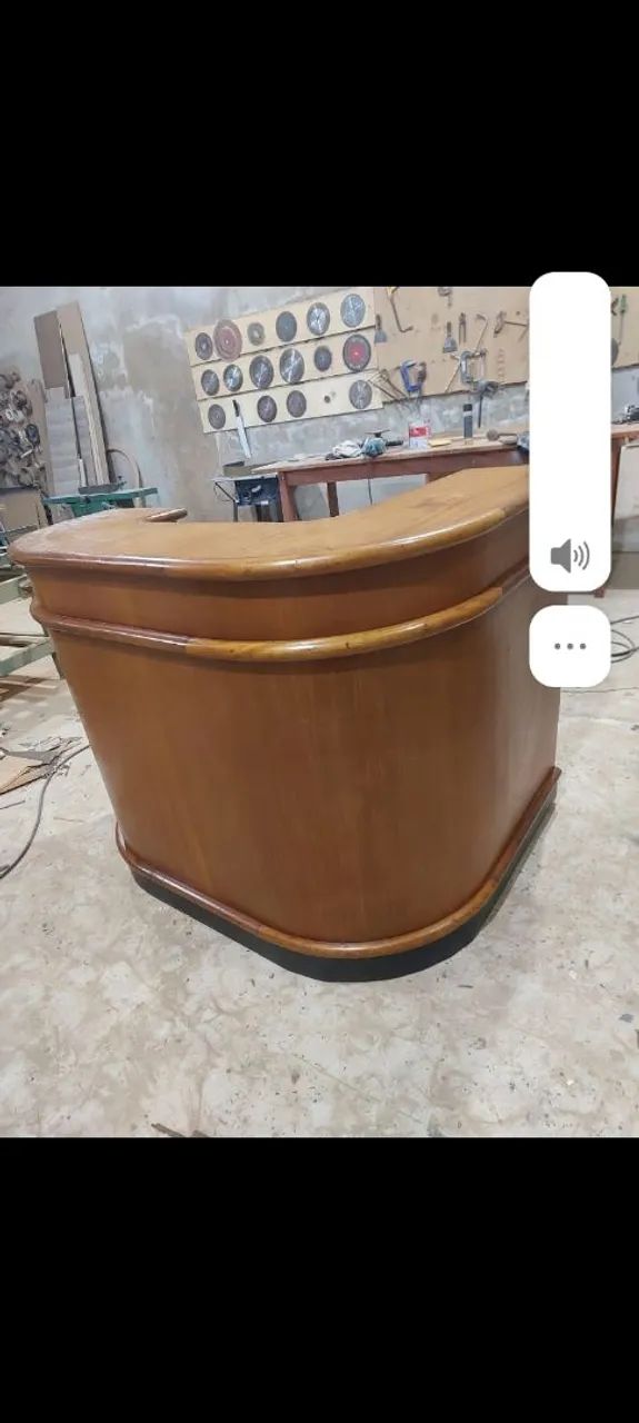 Balcão em mogno ótimo para atendimento  - Foto 4