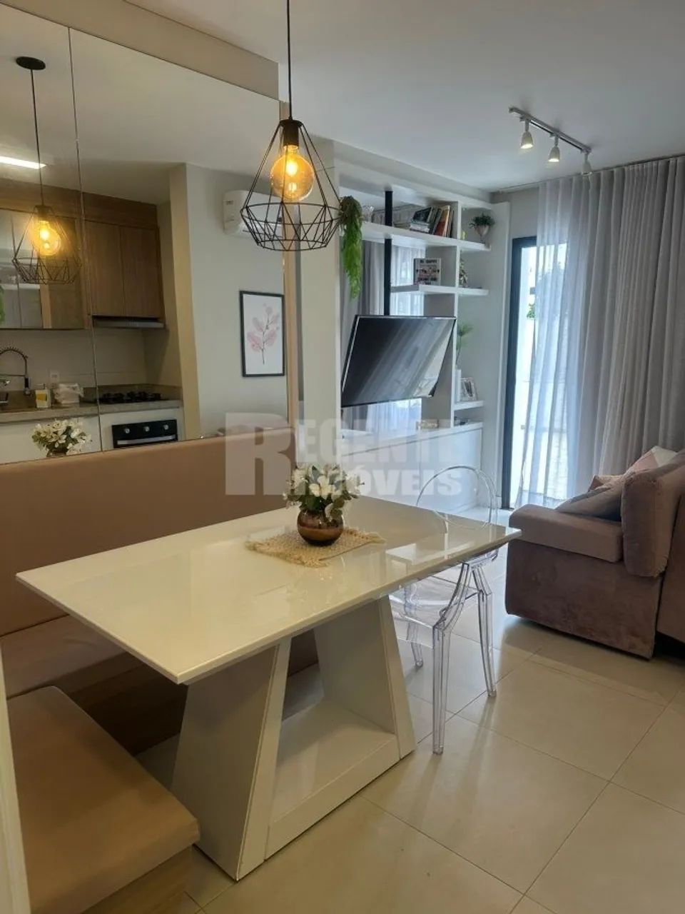 Studio Mobiliado no Bairro Carvoeira em Florianópolis - Foto 2