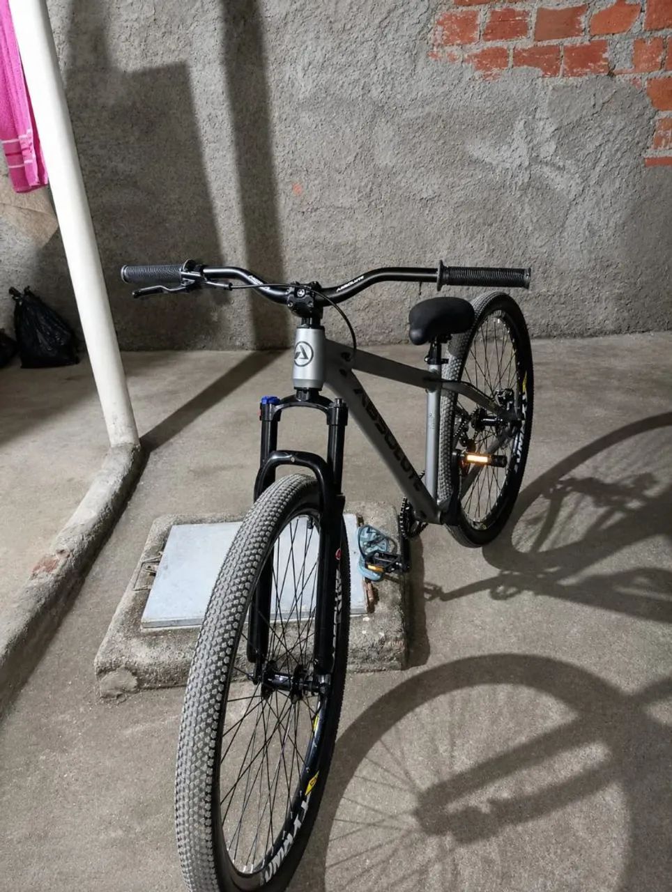 Bicicleta Absolute aro 29 em ótimo estado