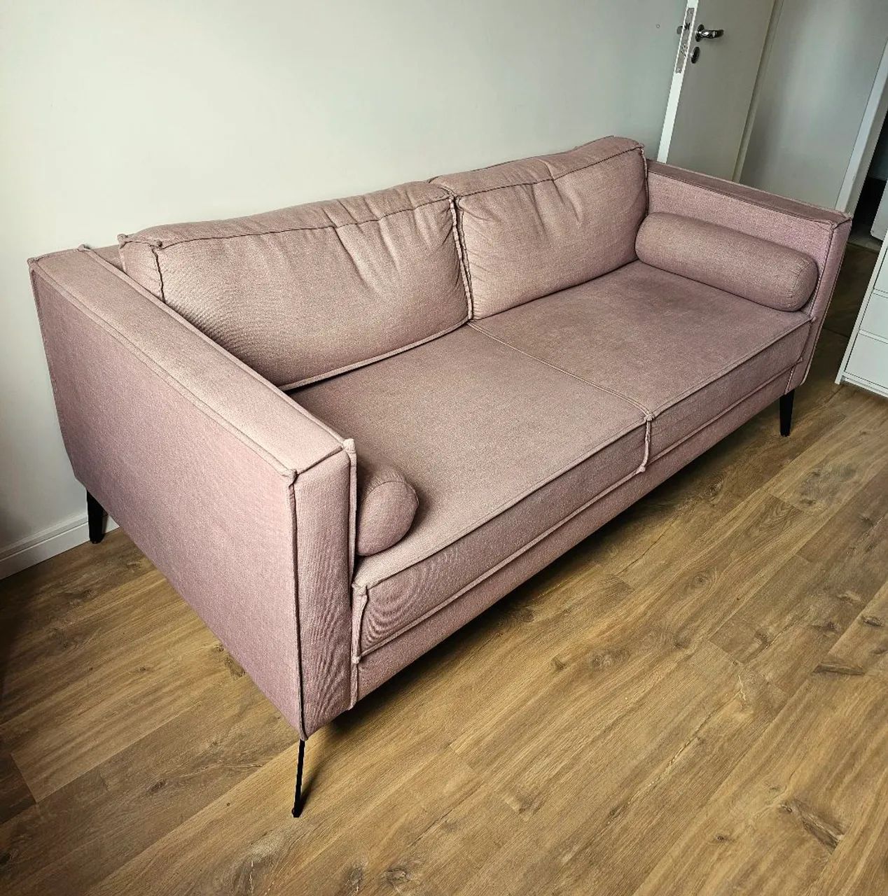 Sofá Westwing Audrey - Fendi (2 pessoas)