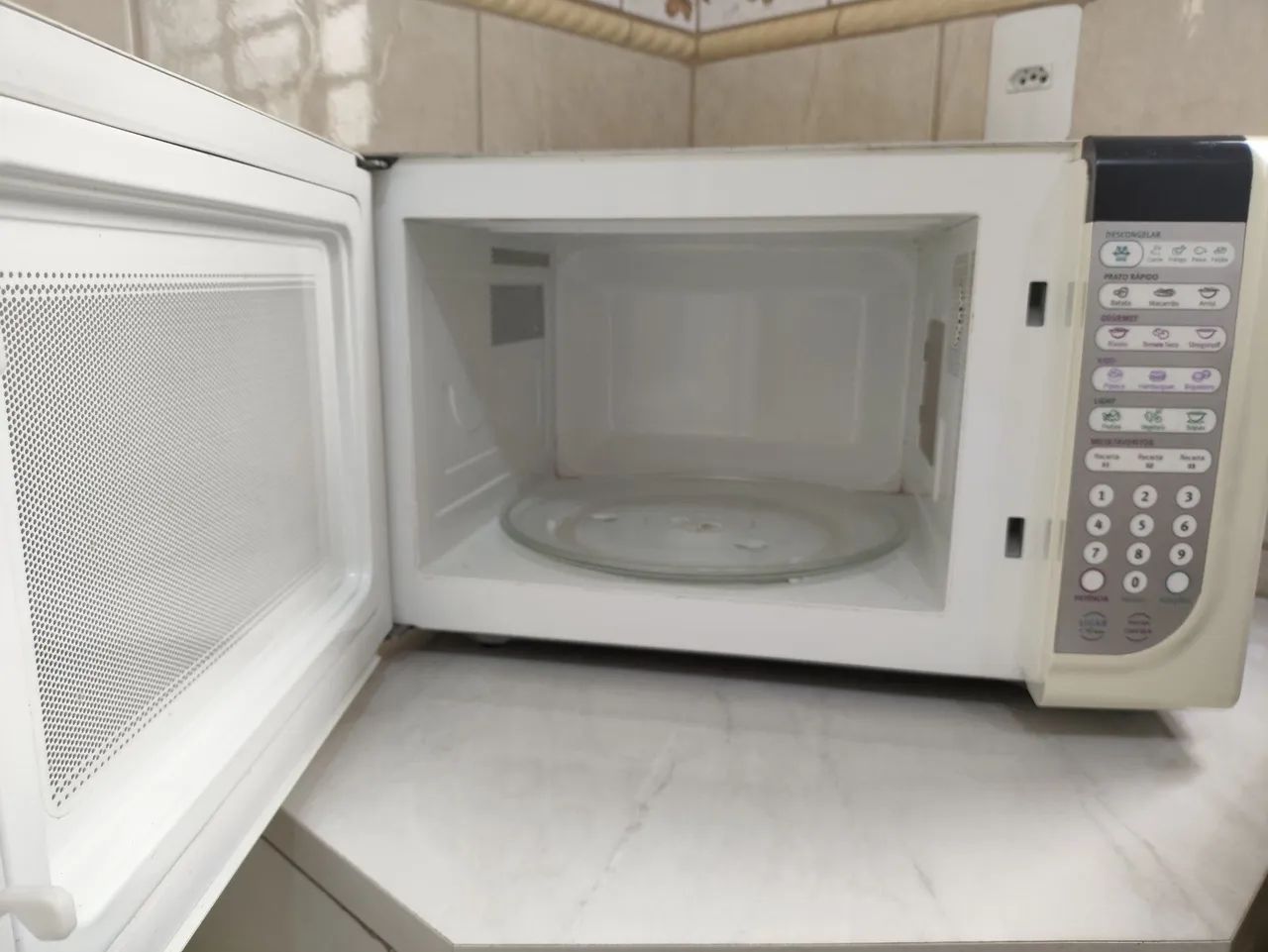 Microoondas Electrolux 31 litros 1500W - Foto 2