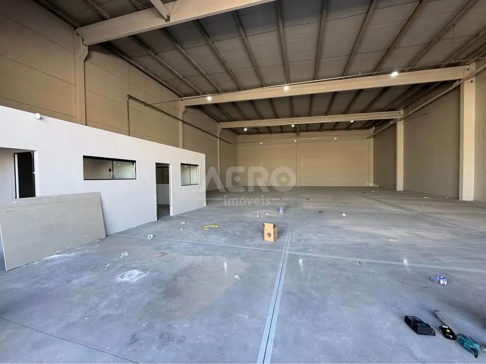 Barracão Novo com 660 m2 - Foto 3