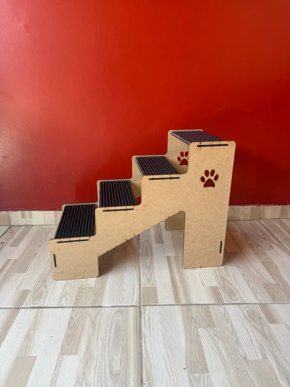Escada pet 
