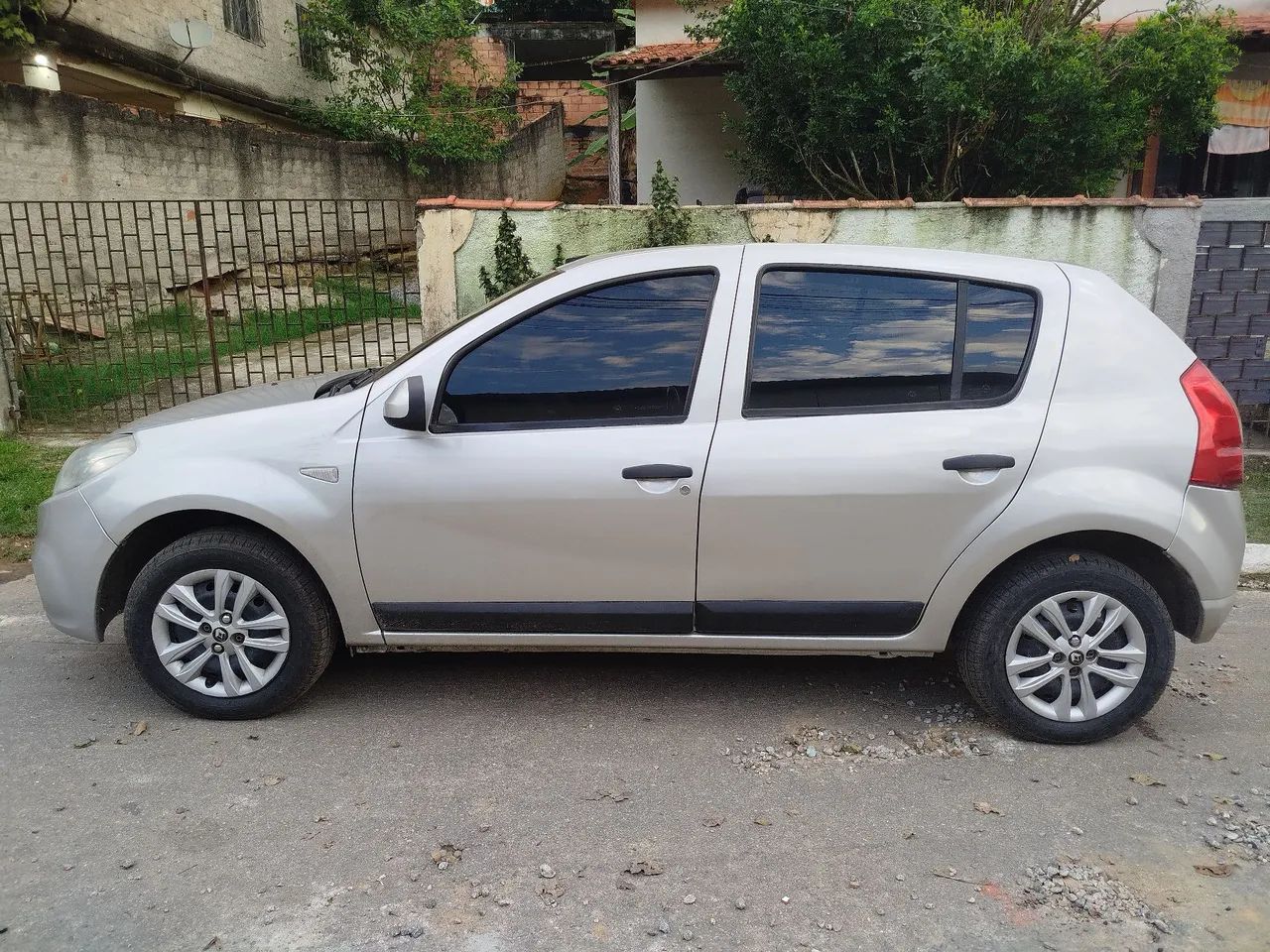 Renault Sandero SANDERO Expression Hi-Flex 1.0 16V 5p 2012