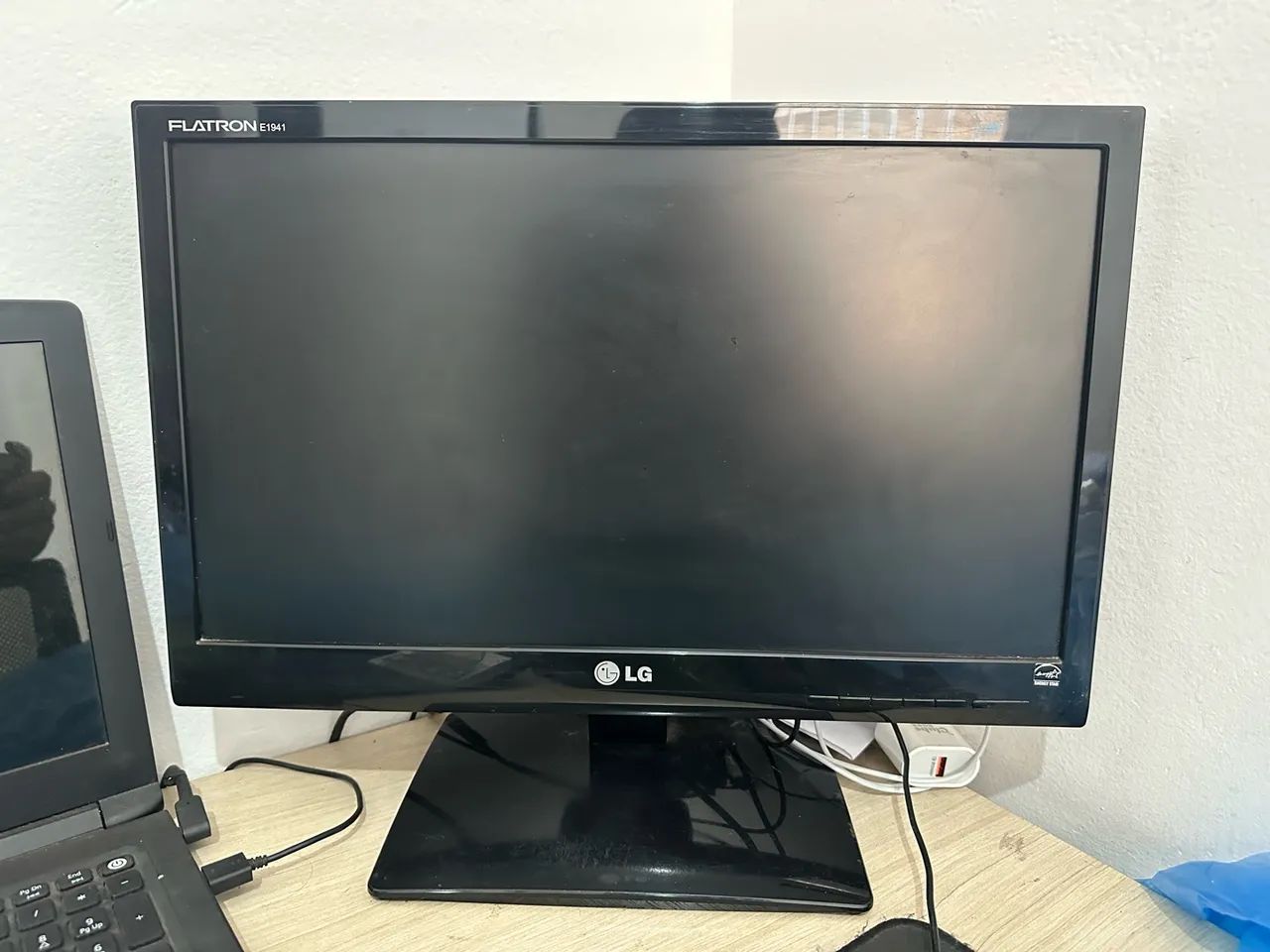 Monitor LG flatron E1941
