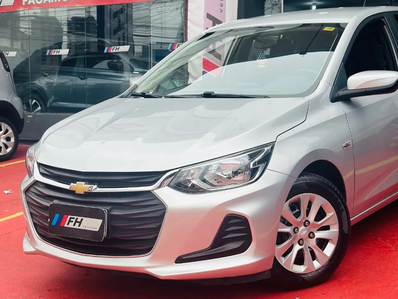Chevrolet Onix Plus LT 1.0 12V Flex Mec. 4P 2020 - Foto 2