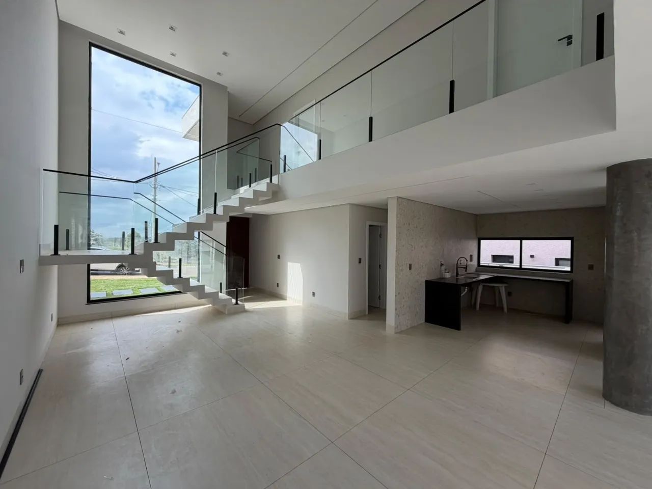 Casa de Condomínio com 4 Quartos à Venda - 233 m² - Foto 4
