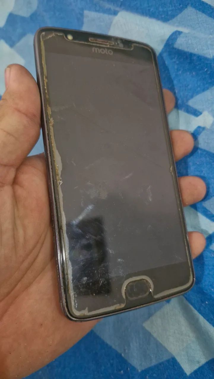 Moto E4 valor 150.00 - Foto 3