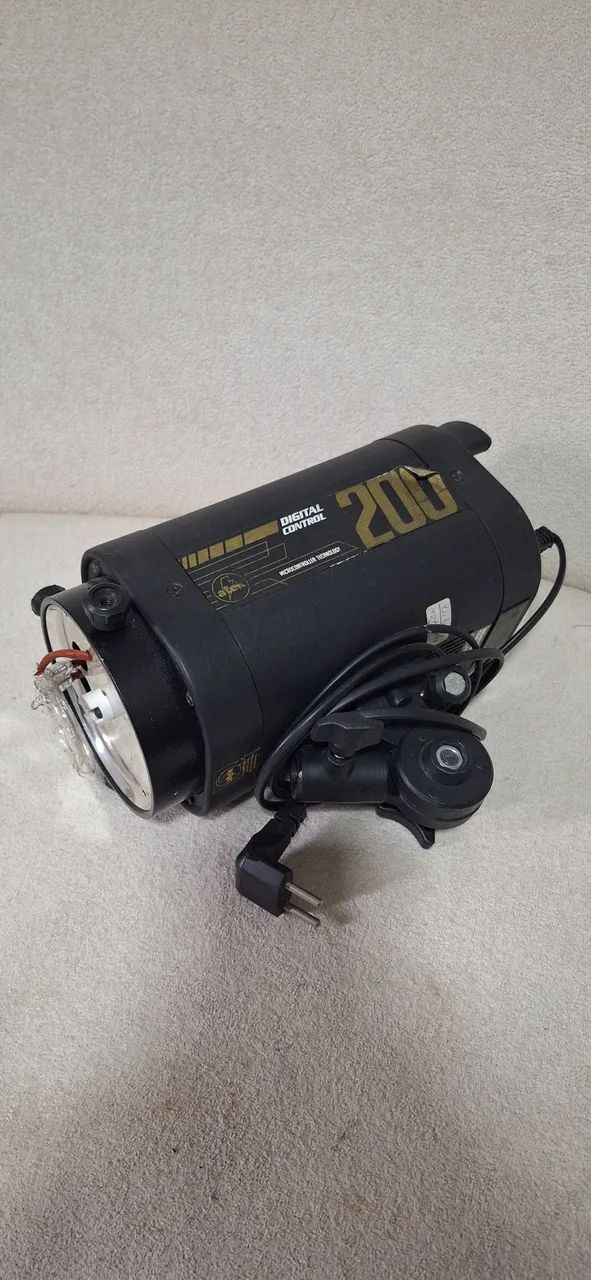 Flash atek 200