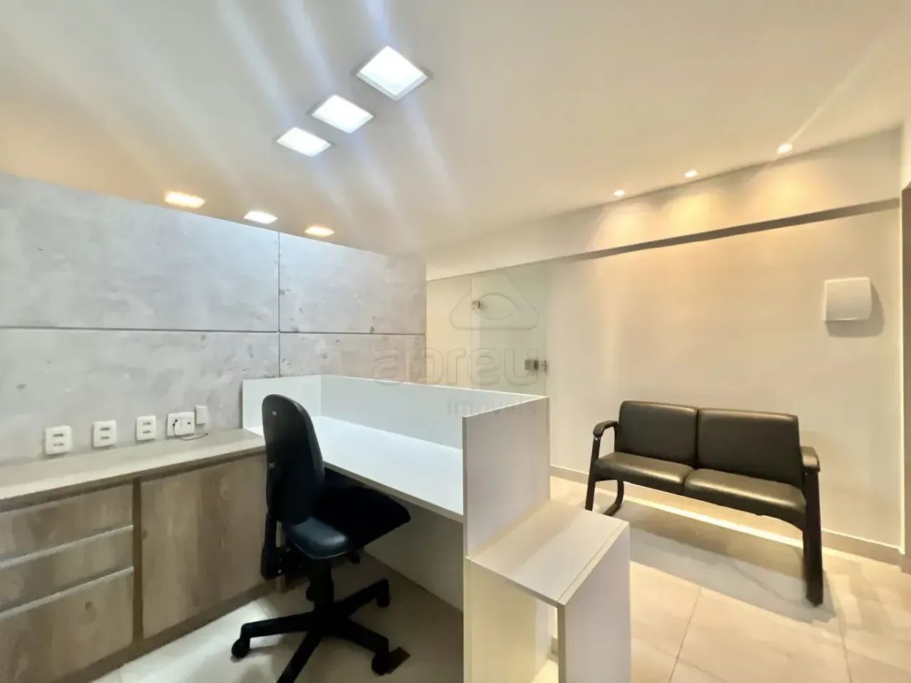 Sala reformada e mobiliada no Themis Tower - Lagoa Nova - Foto 4