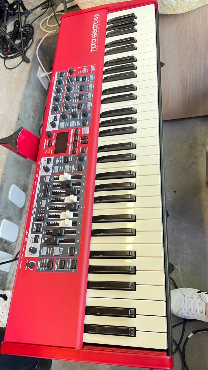 Teclado Nord Electro 6D 61 - Foto 2