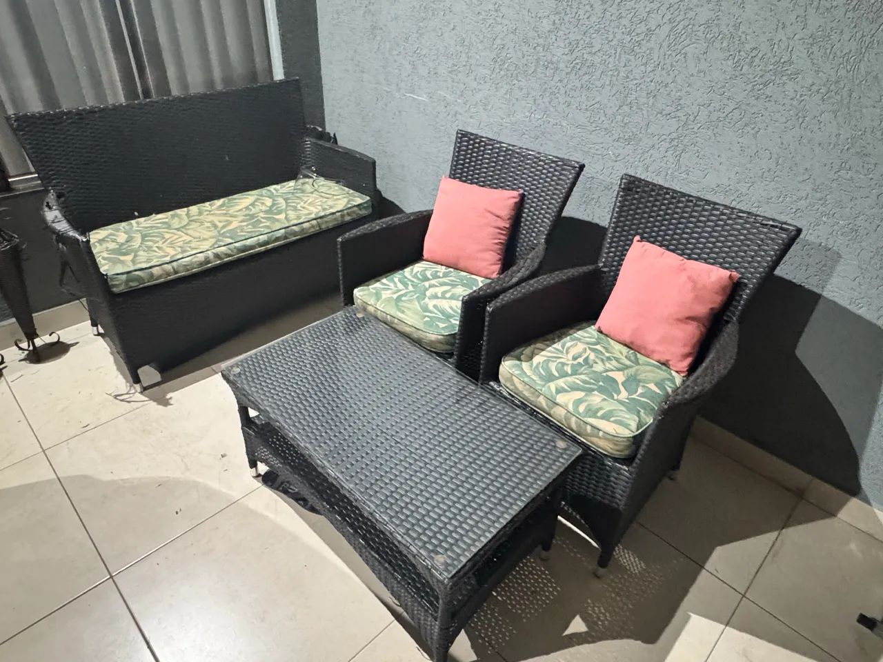 Vendo conjunto externo (com detalhe) 