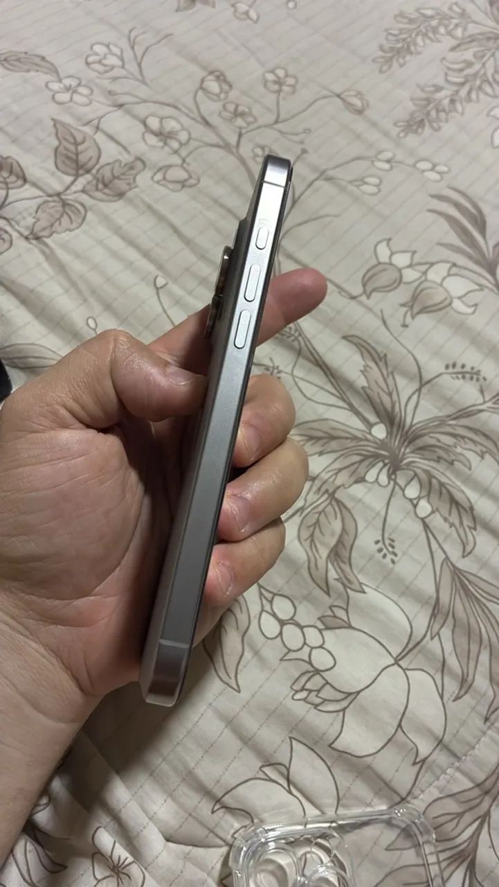 iPhone 16 Pro max  - Foto 4