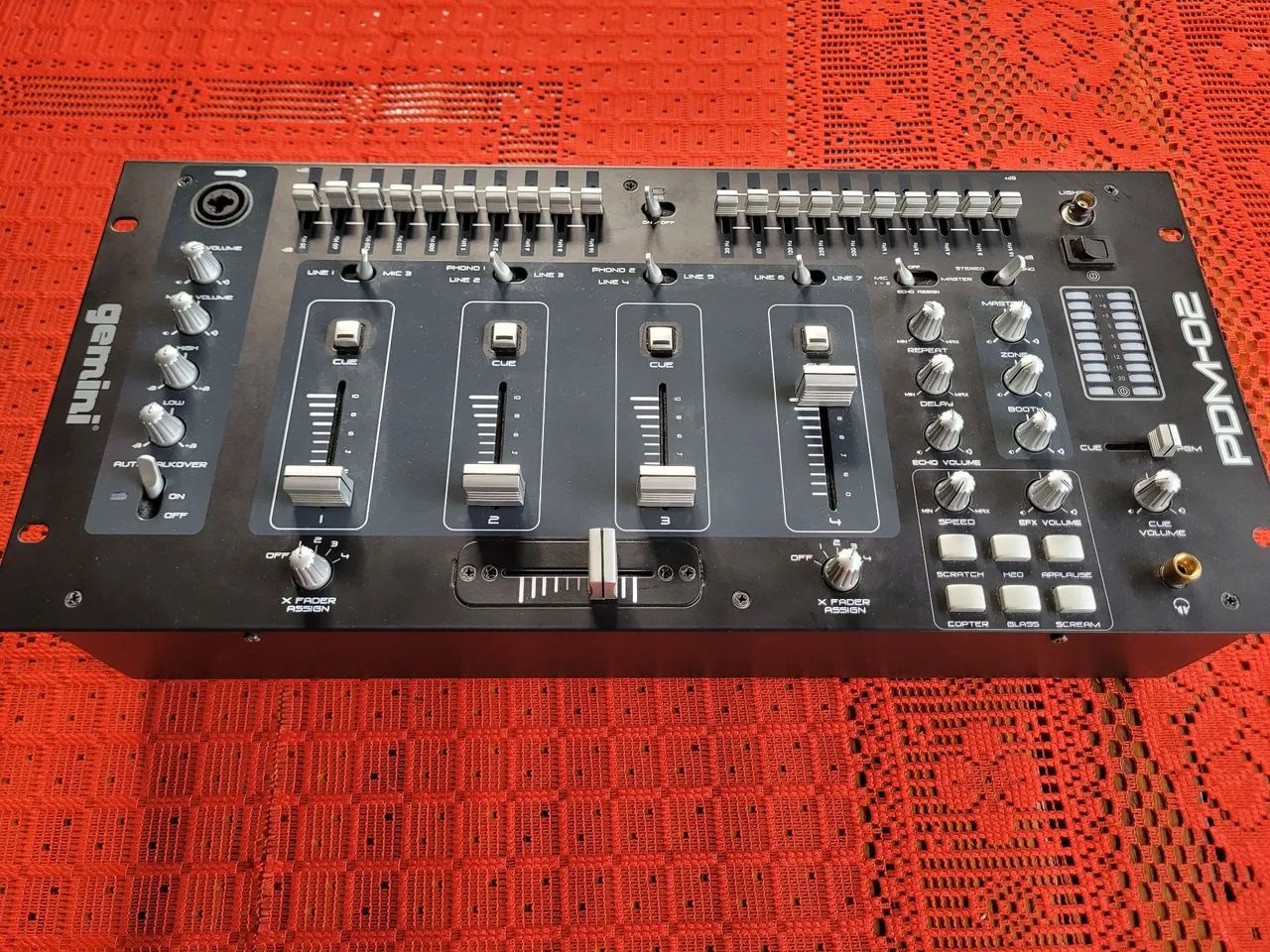 Mixer DJ  - Foto 2