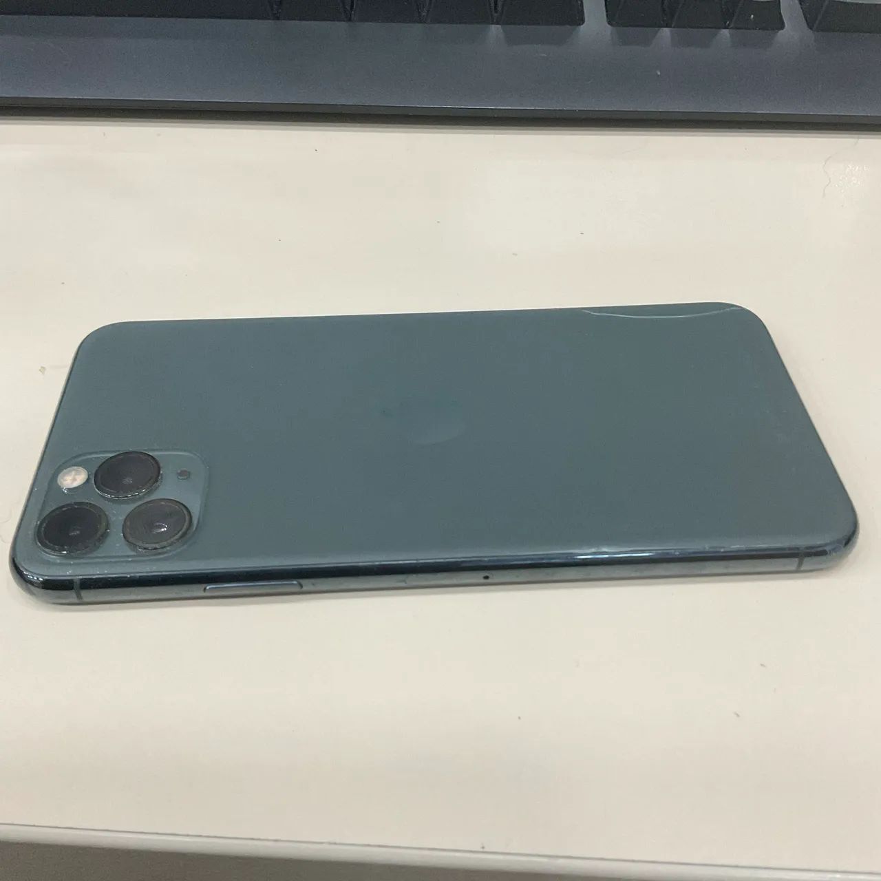 iPhone pro max 11