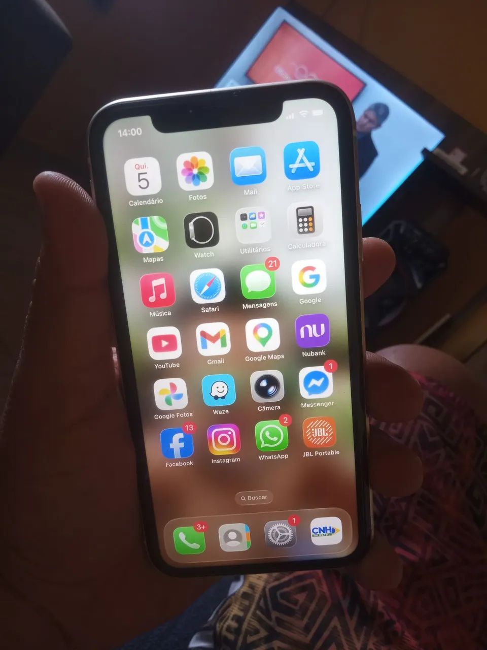 Vendo um iPhone 11 64GB 