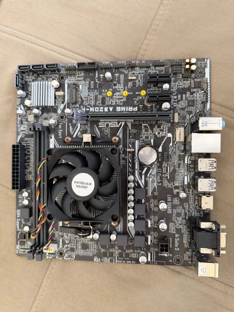 Kit ASUS A320M K + AMD Athlon 3000G - AM4 - Testado e funcionando - Foto 4