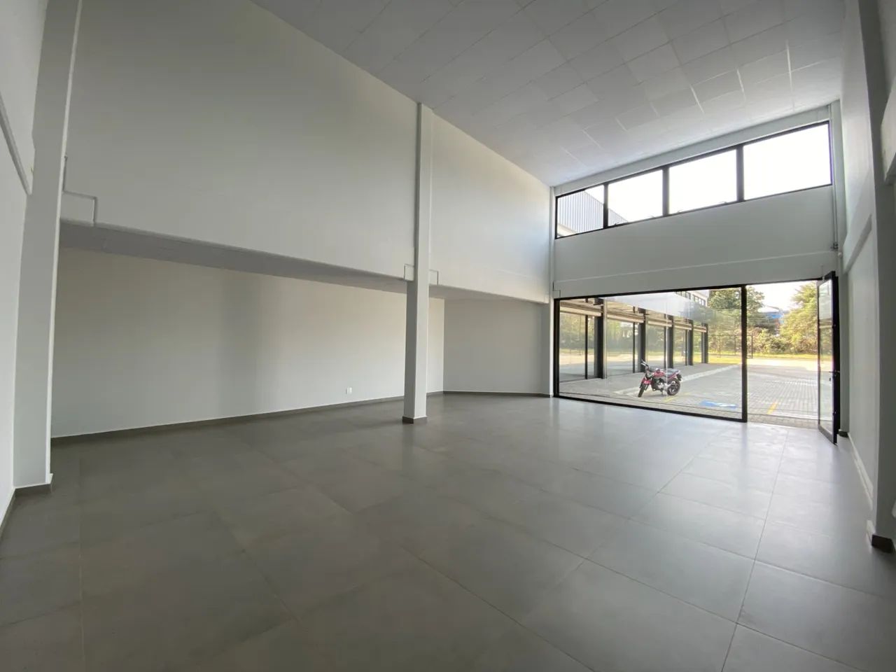 IMÓVEL COMERCIAL PARA LOCAÇÃO EM UVARANAS - Foto 4