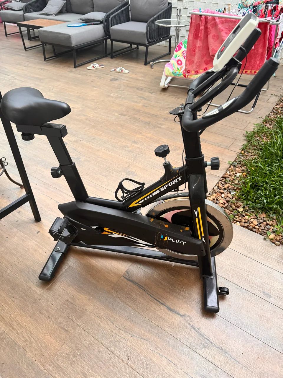 Bicicleta Spinning Uplift com 10 kg de Inércia