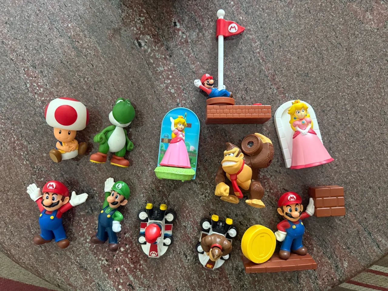 Coleção Super Mario Bros - McDonalds  - Foto 2