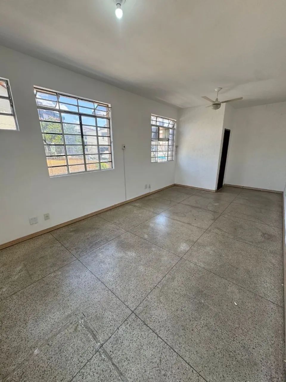 Sala para Alugar | 22m² | Banheiro Próprio | Energia Individual - Foto 3