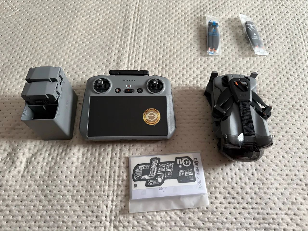 Drone DJI mini 5 pro combo Fly more plus  - Foto 4
