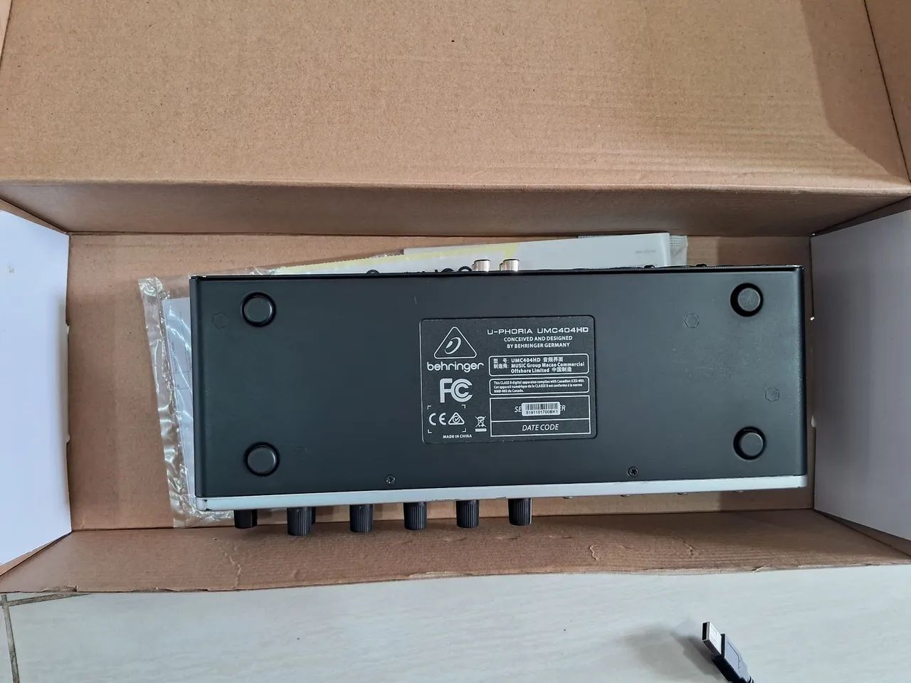 Interface de Áudio UMC 404HD - Foto 4