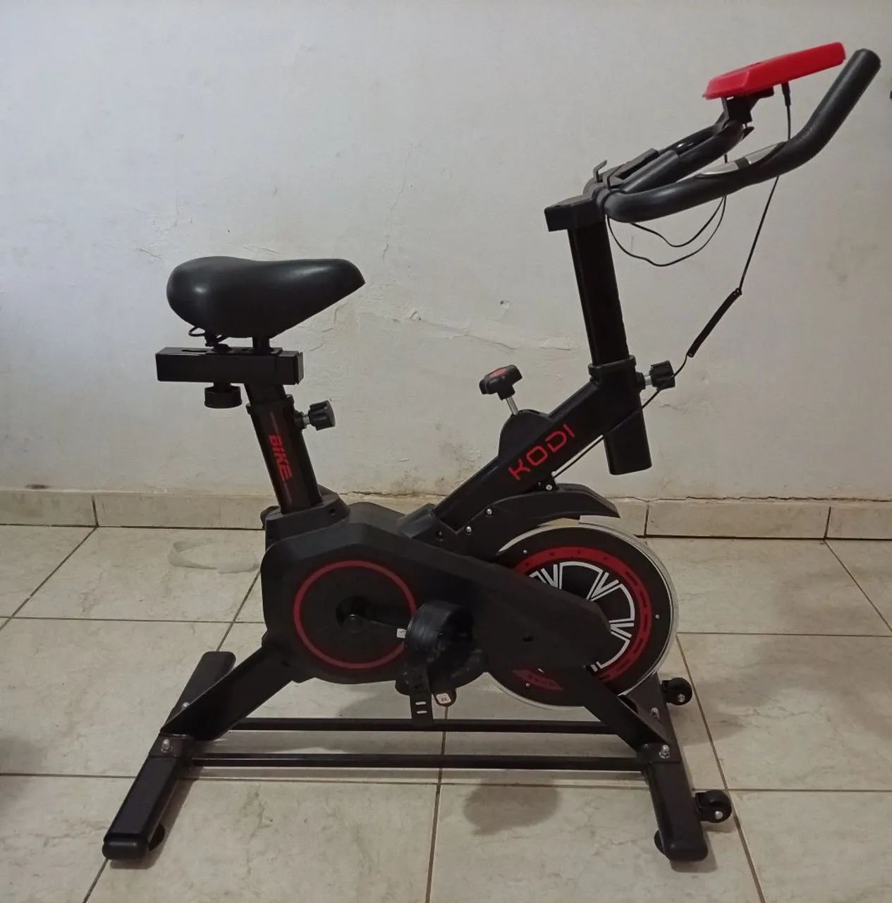 BICICLETA ERGOMÉTRICA - Foto 3