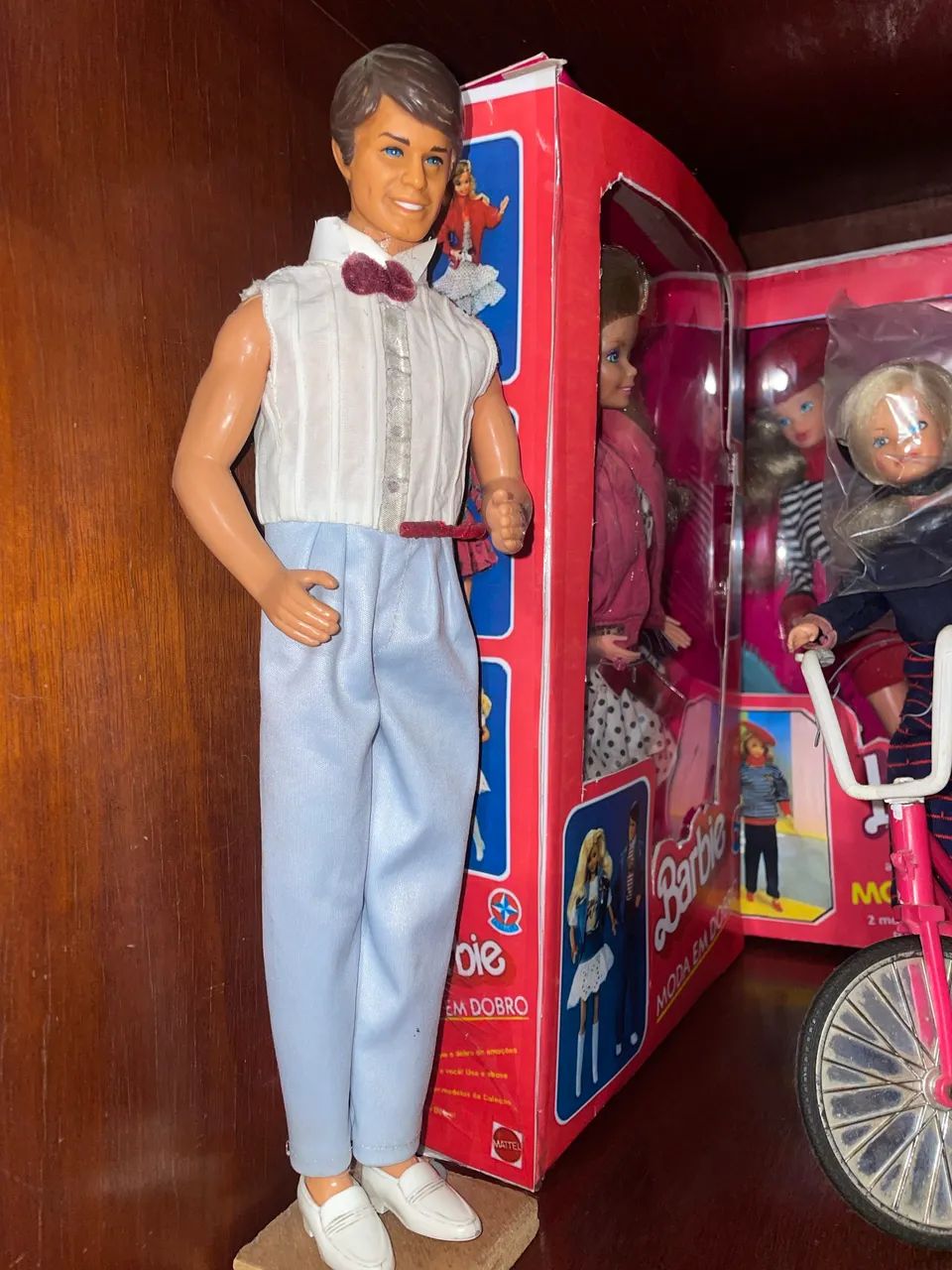 Boneco Ken glamour