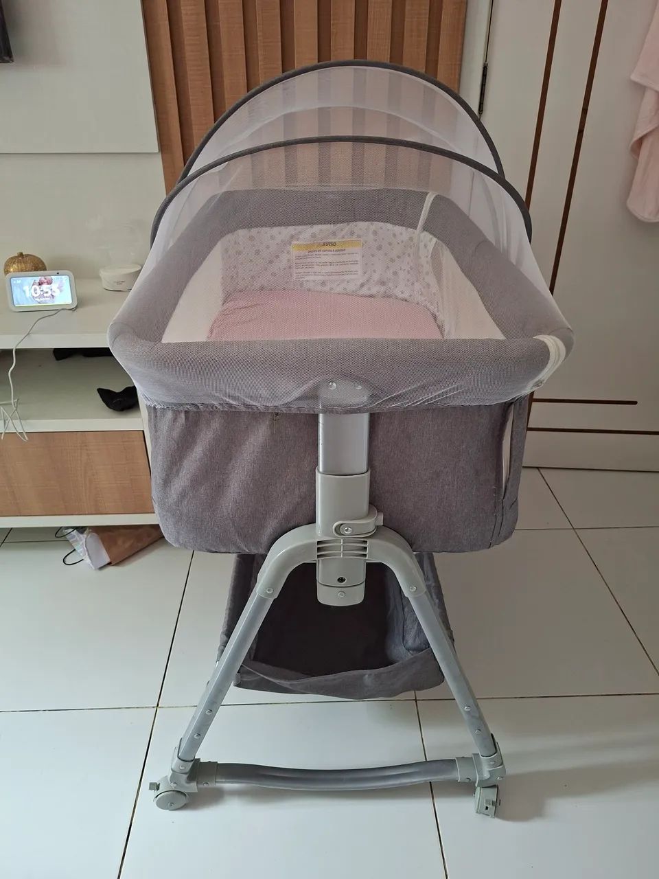 Berço Moisés acoplado a cama - Foto 4