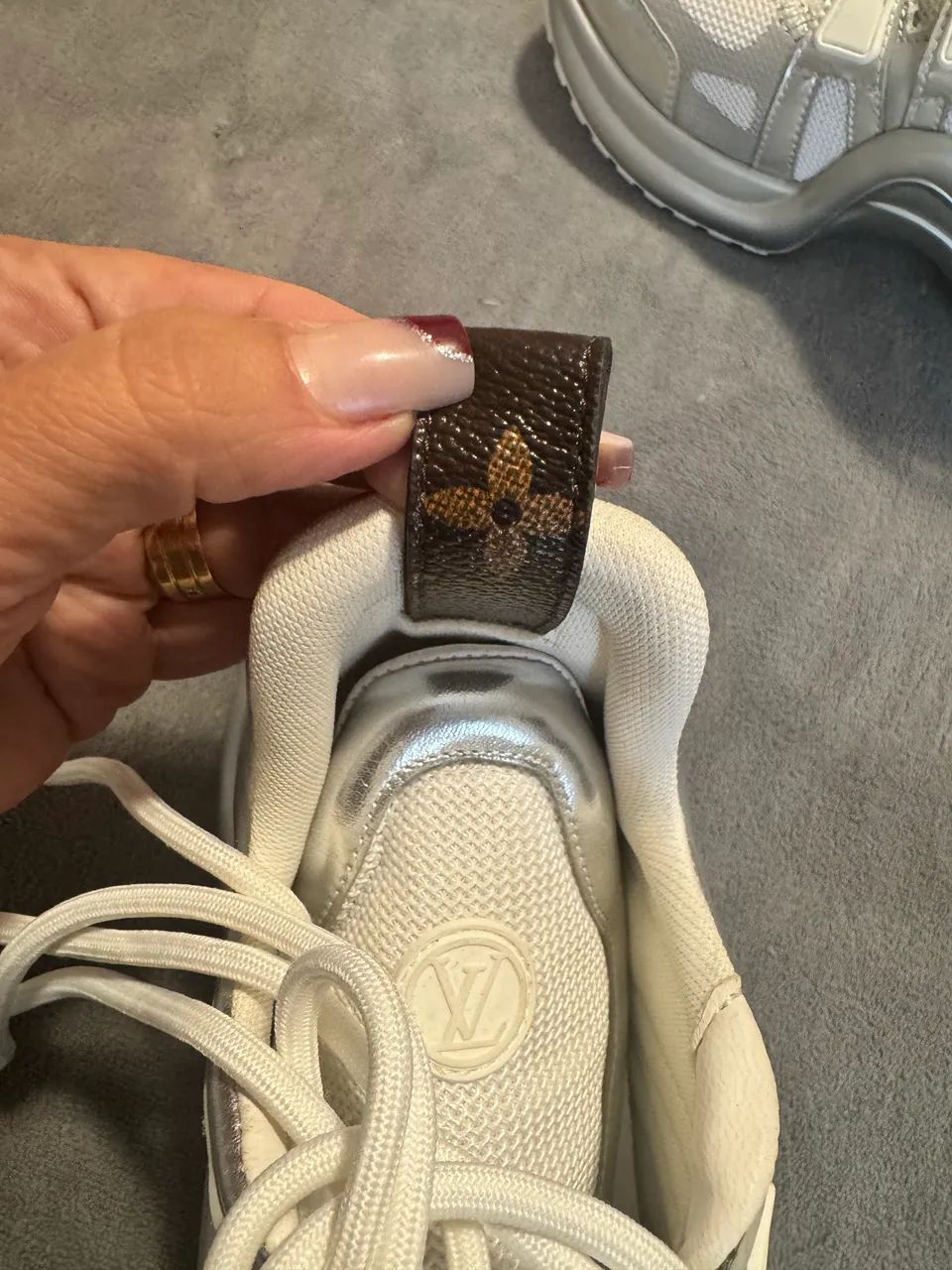 Tênis Louis Vuitton n 35 - Foto 3