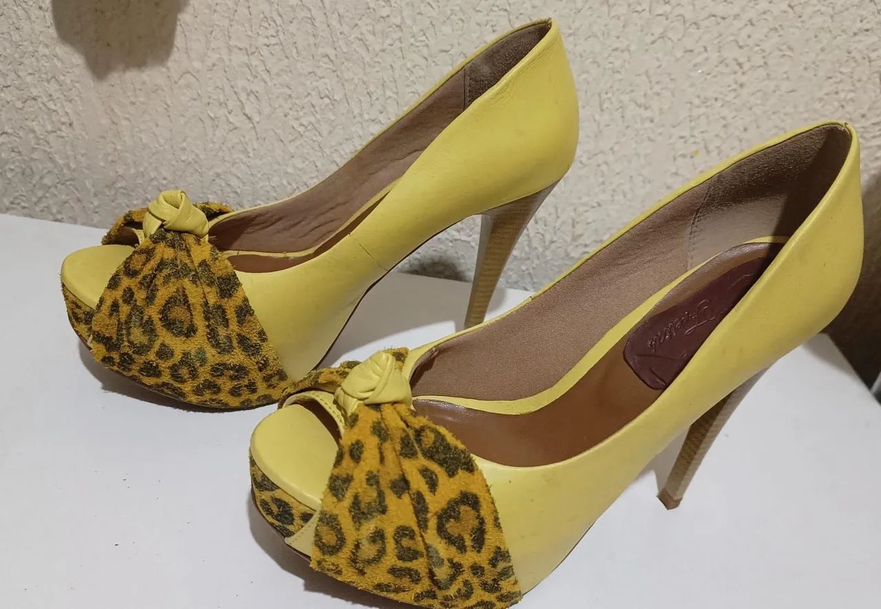 Sapatos de salto - Foto 2