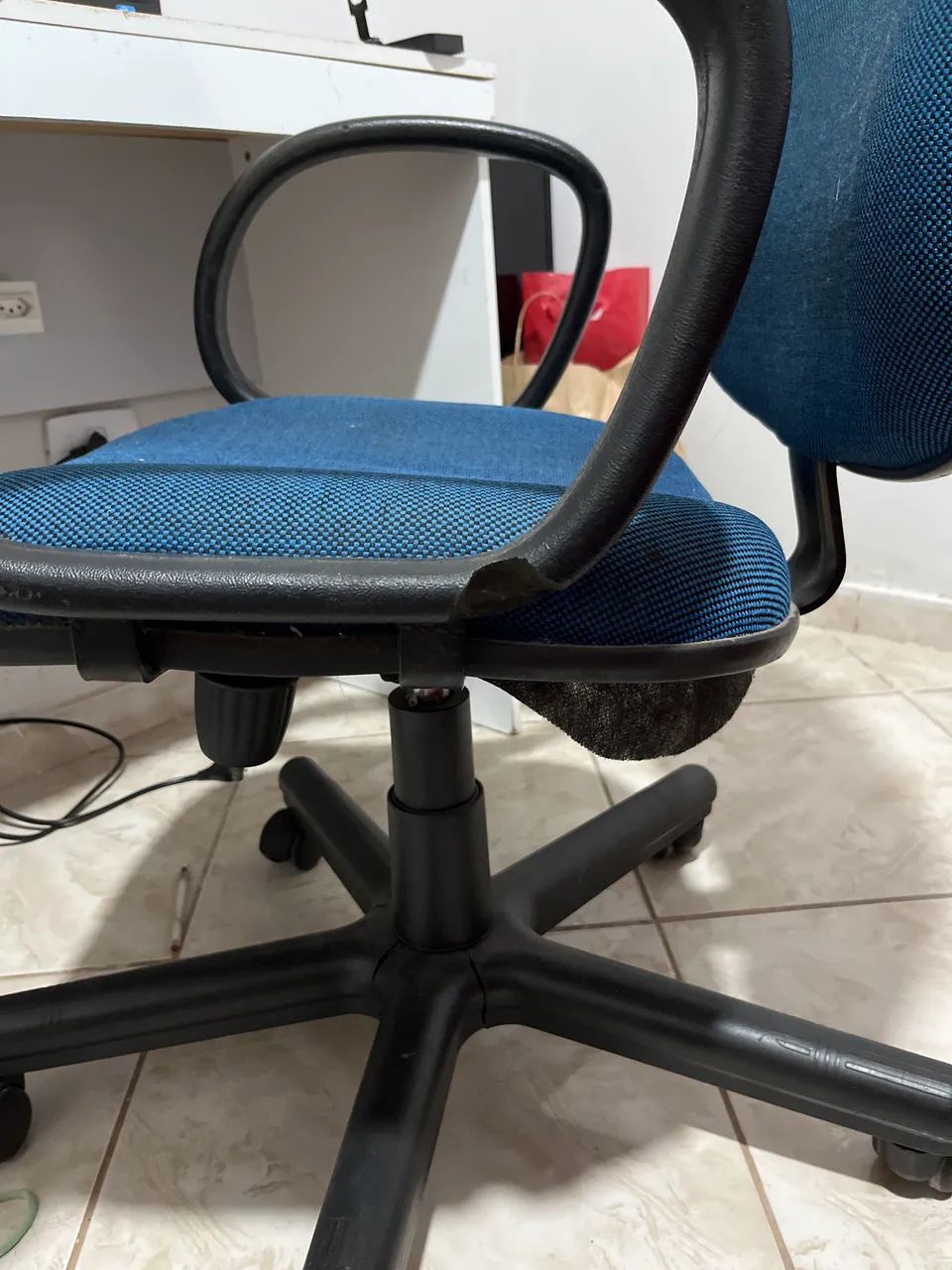 Cadeira escritório  - Foto 2