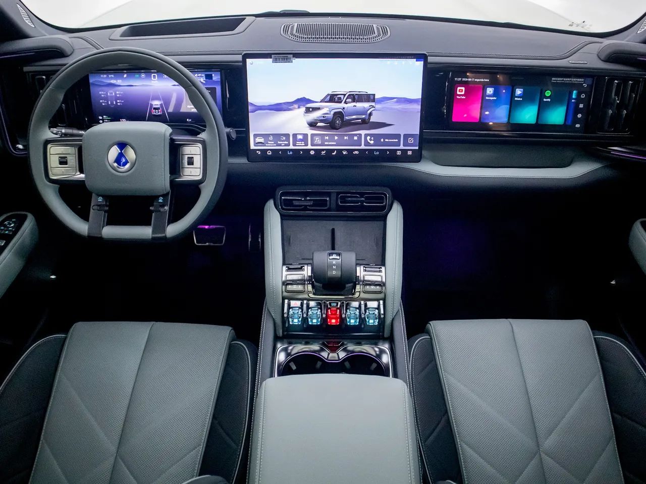 Denza B5 SUV híbrido plug-in, foto 5 de 11