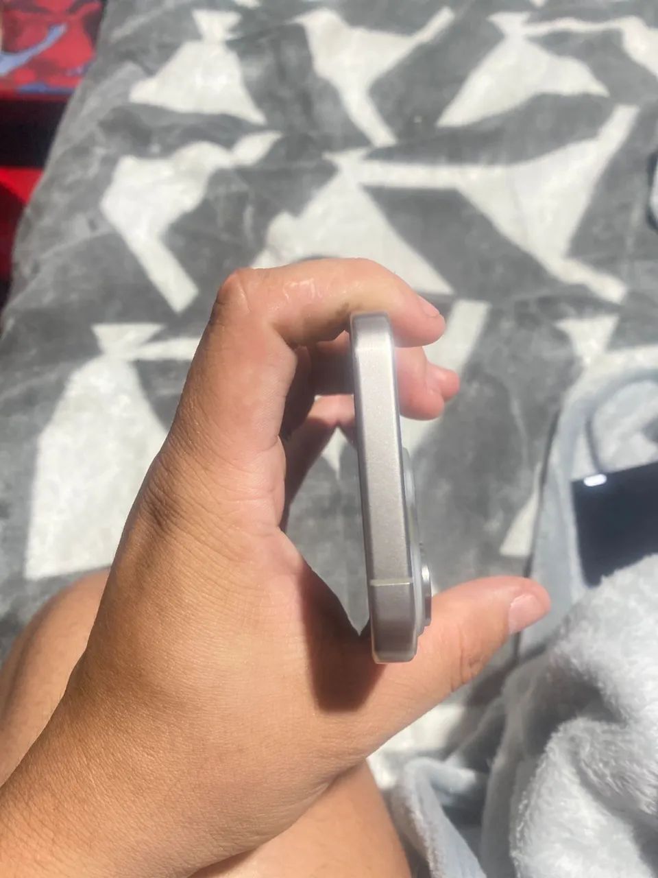 iPhone 15 pro  - Foto 2