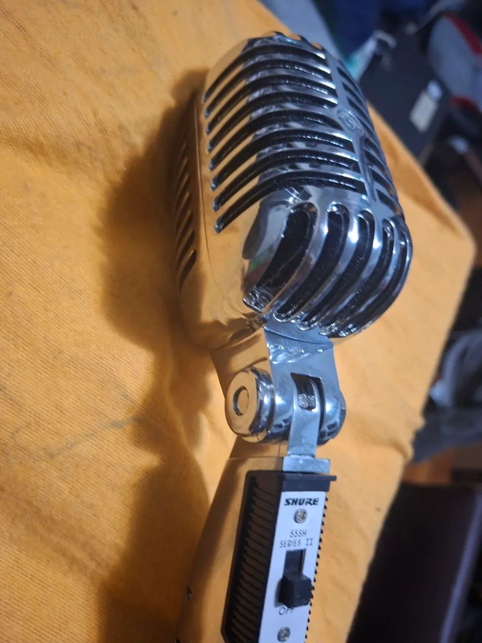 Microfone Shure 555H original com pedestal e bolsa NoVo!! Leia