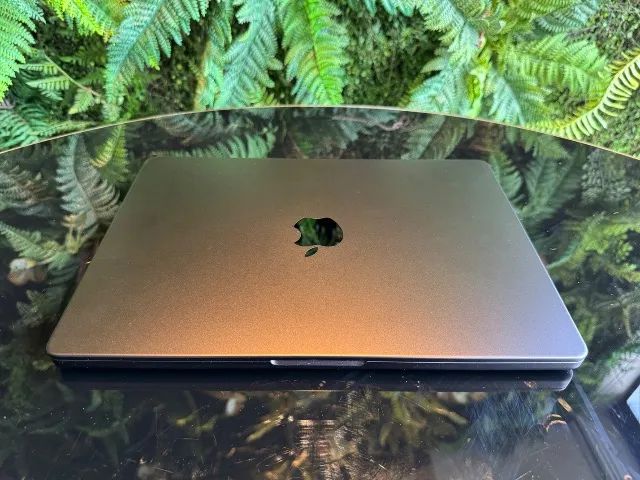 MacBook Pro 14 M5 Pro - 24 GB RAM / 1 TB SSD - Garantia +