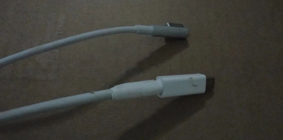 Monitor Apple Thunderbolt 27"  - Foto 3