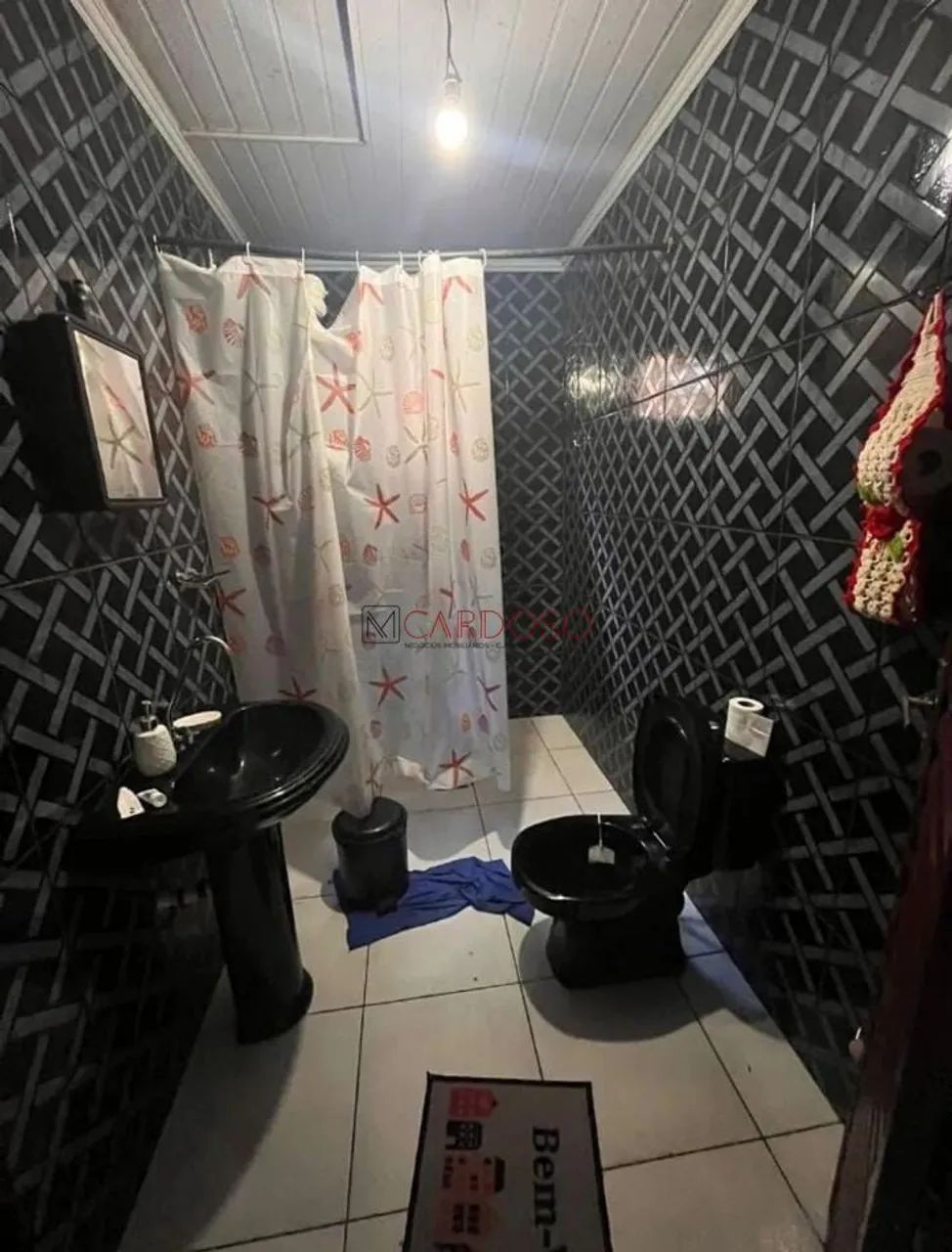 Casa 3 quartos com uma suite, 5 vagas, possui LAJE, Setor Habitacional Sol Nascente, trech