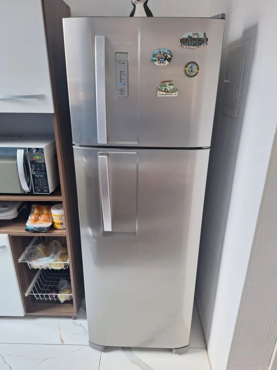 Geladeira Eletrolux em Inox