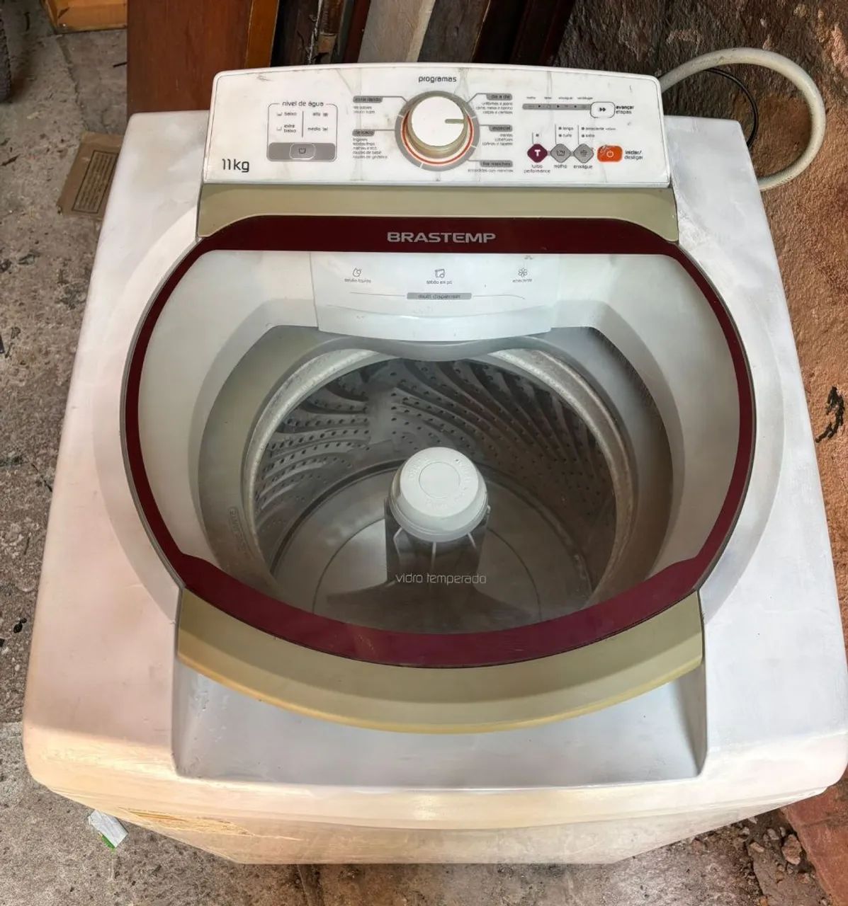 VENDO MÁQUINA DE LAVAR BRASTEMP 11KG