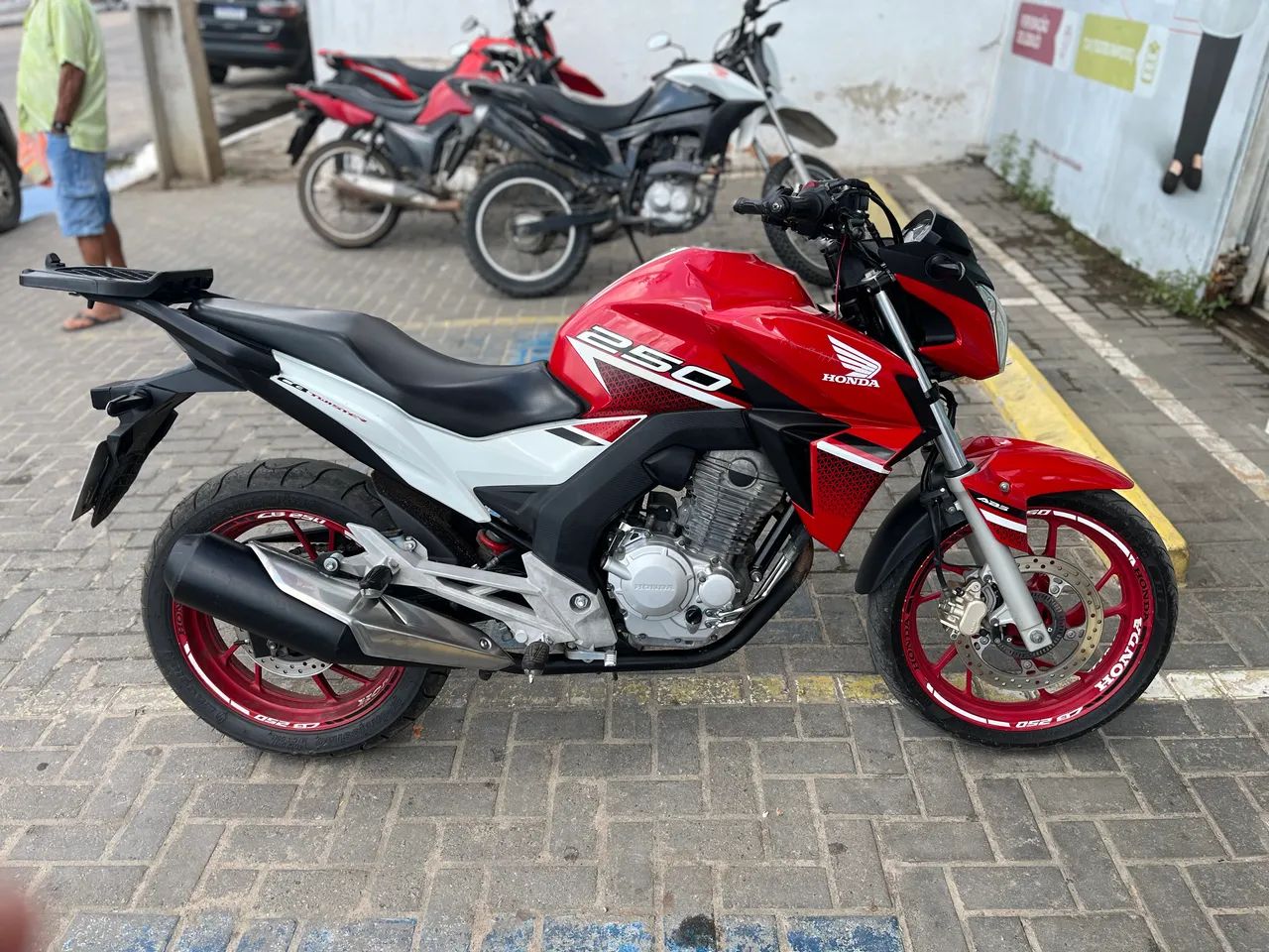 Cb Twister 250 2022 extra  - Foto 3