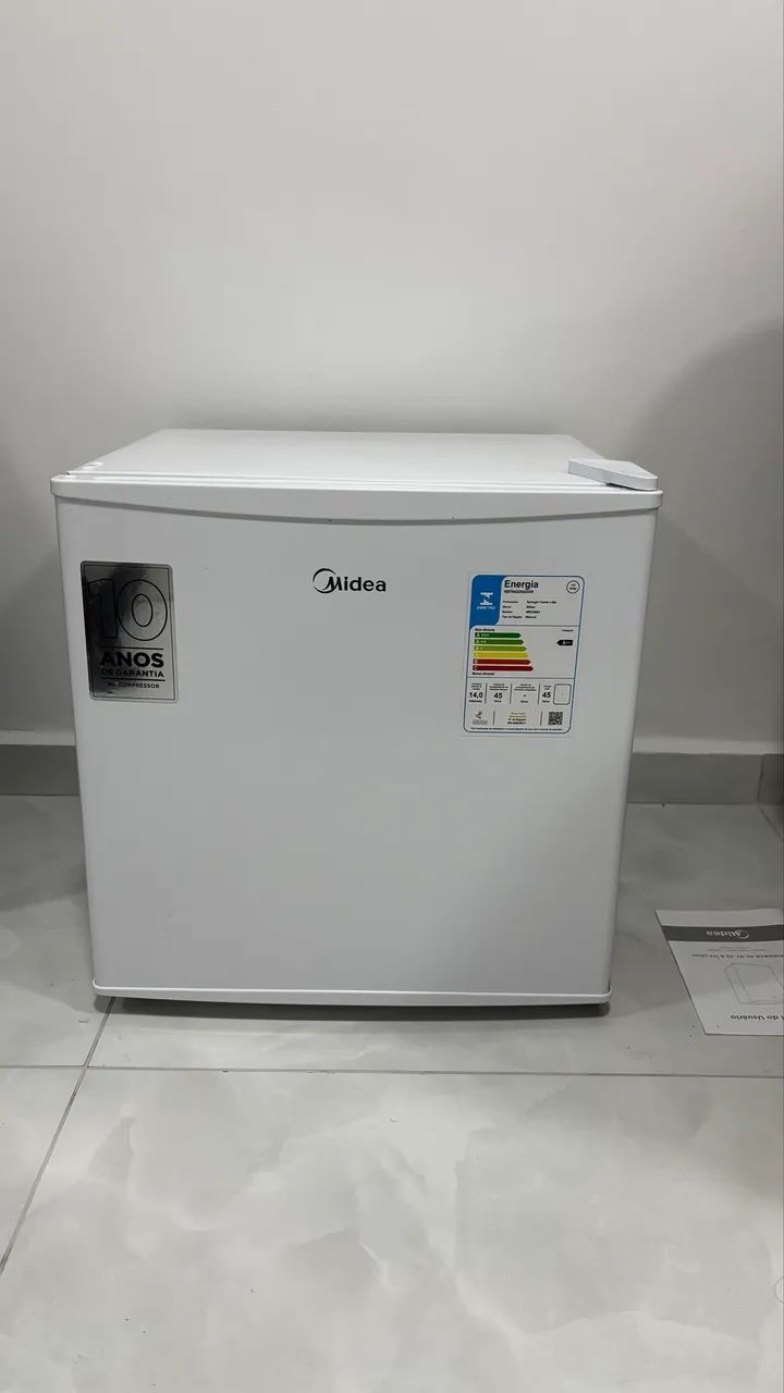 Frigobar midea 