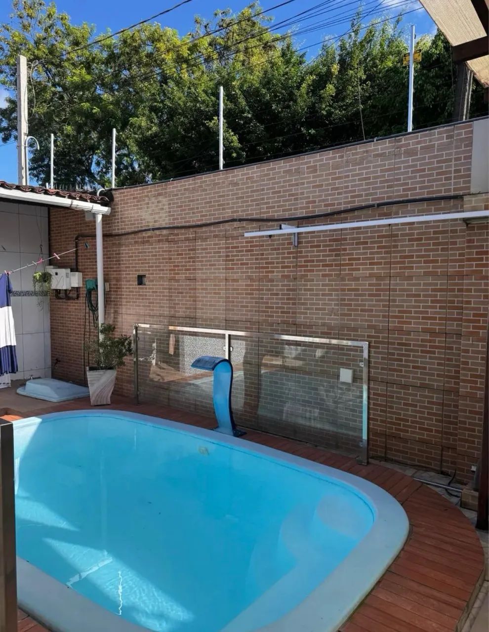 ÓTIMA CASA 4 QUARTOS, PISCINA E ENERGIA SOLAR - Foto 3