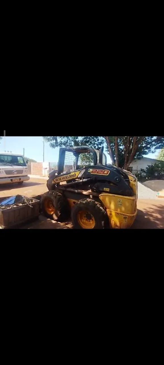 MINI CARREGADEIRA NEW HOLLAND L220 2017 - Foto 5