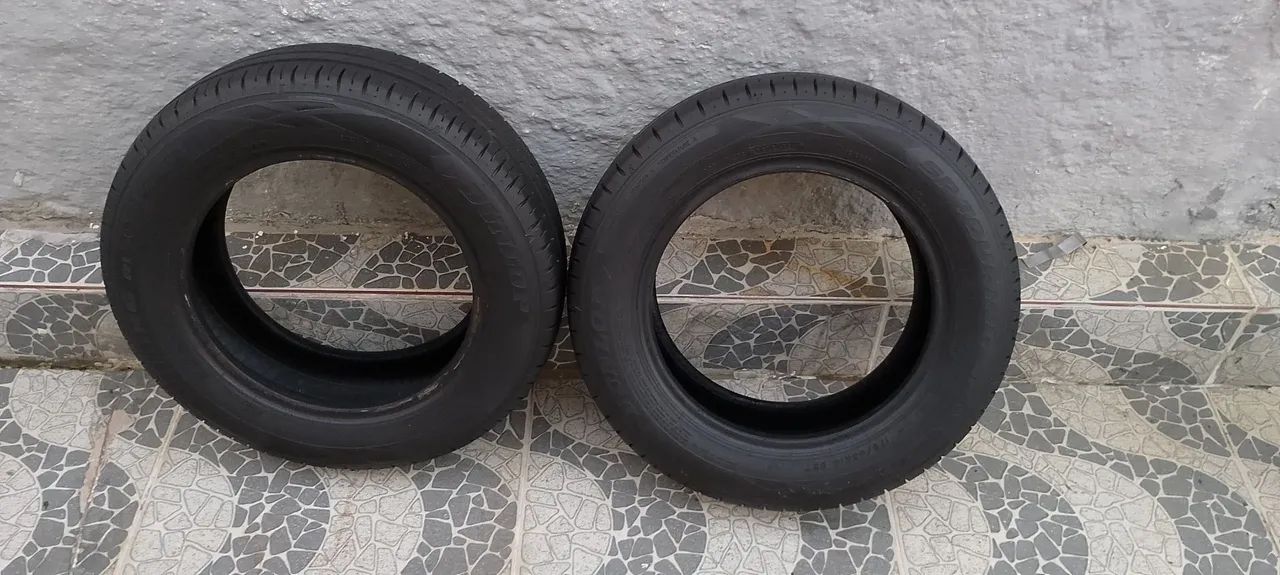Par pneus Dunlop 175/65/14 