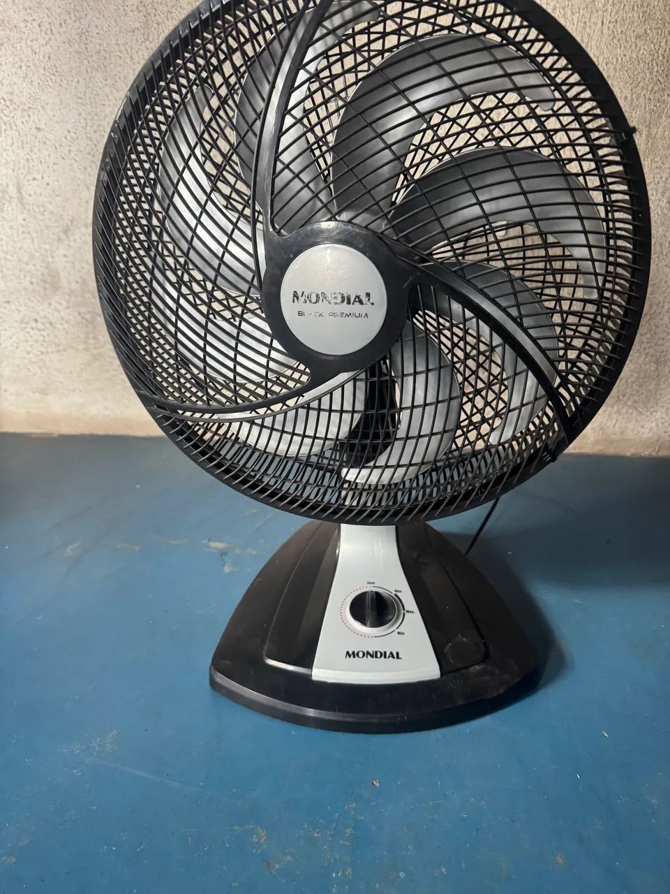 VENTILADOR DE MESA MONDIAL TURBO FORCE NVT0408P 