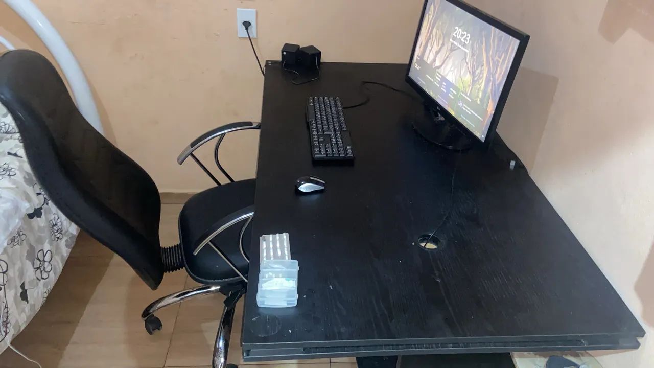 Escrivaninha  - Foto 2