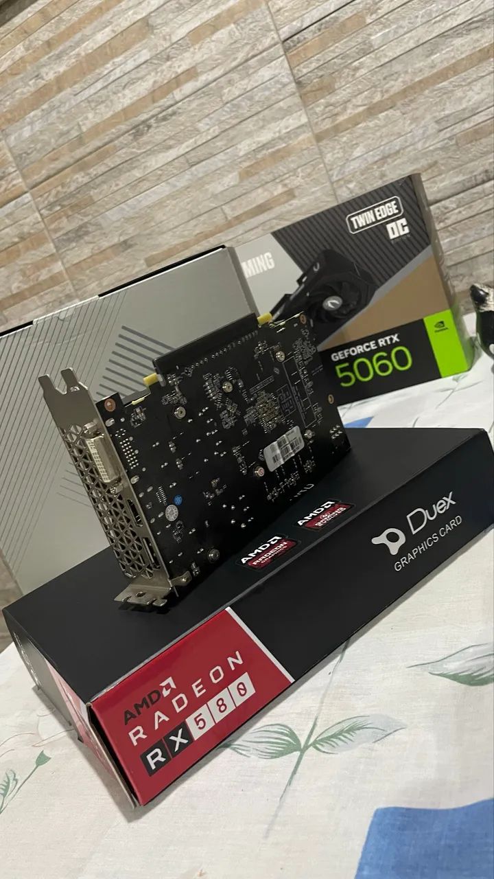 Placa de video RX 580 8gb AMD